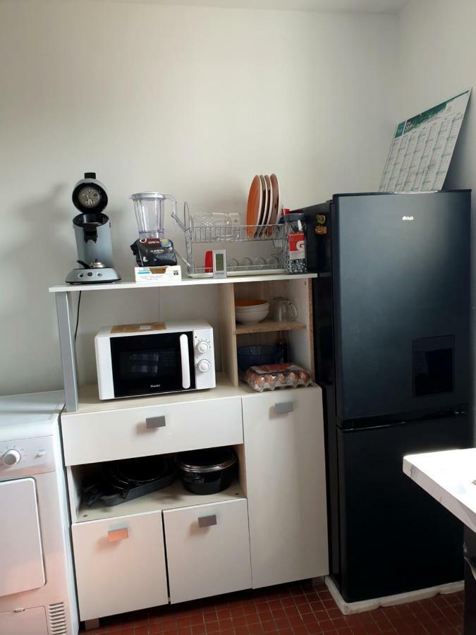 Appartement Des Bigarelles A Bourges Exteriör bild